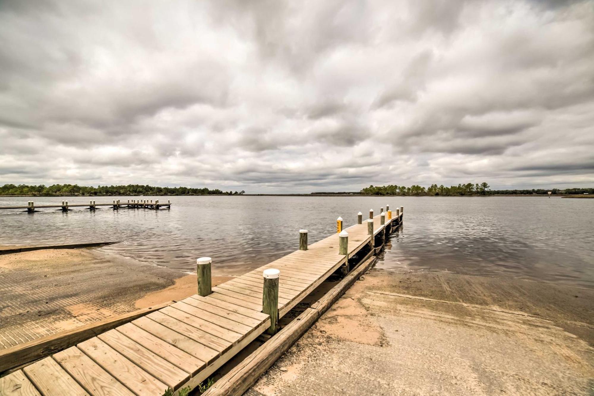 Waterfront Florida Vacation Rental With Boat Dock มิลตัน ภายนอก รูปภาพ